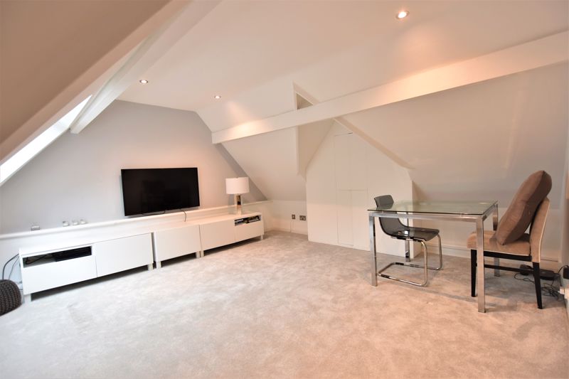 Lounge 2- click for photo gallery
